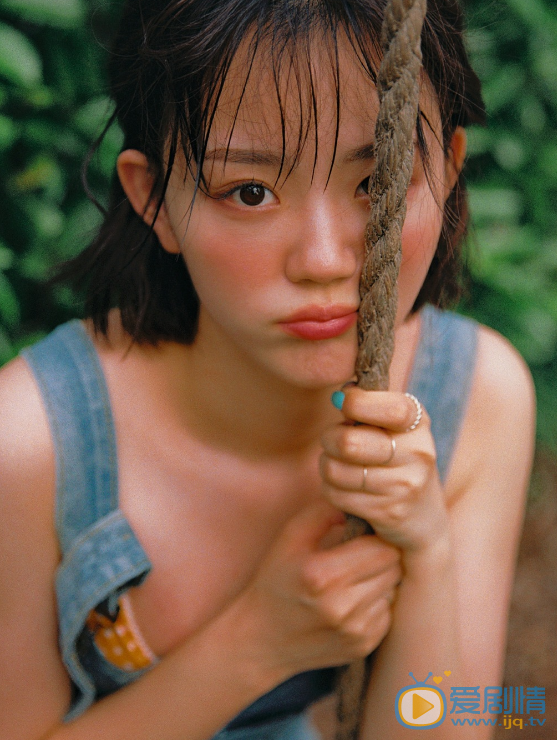 杨晗高清写真 杨晗高清写真_杨晗高清剧照