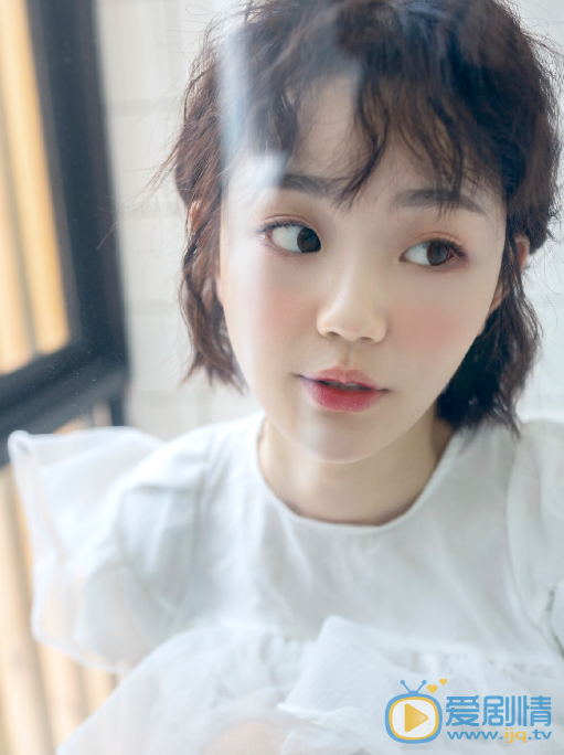 杨晗甜美写真 杨晗高清写真_杨晗高清剧照
