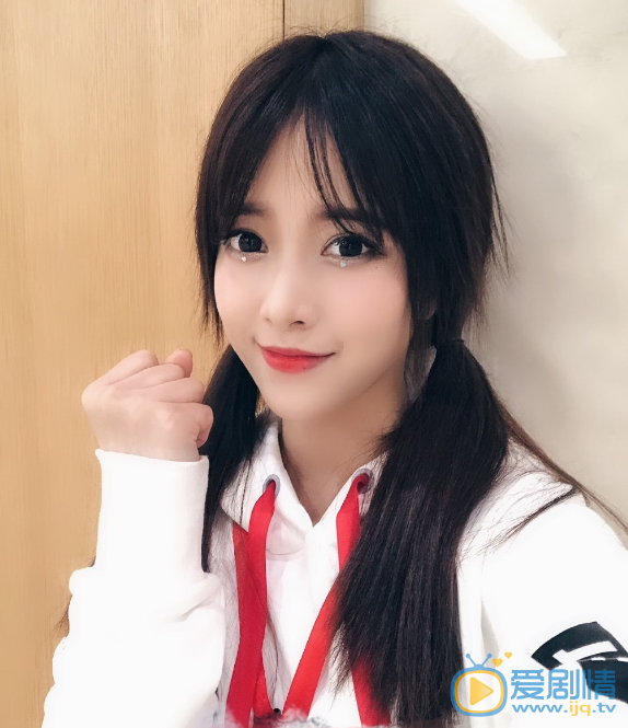 杨美琪自拍照 杨美琪高清写真_杨美琪高清剧照