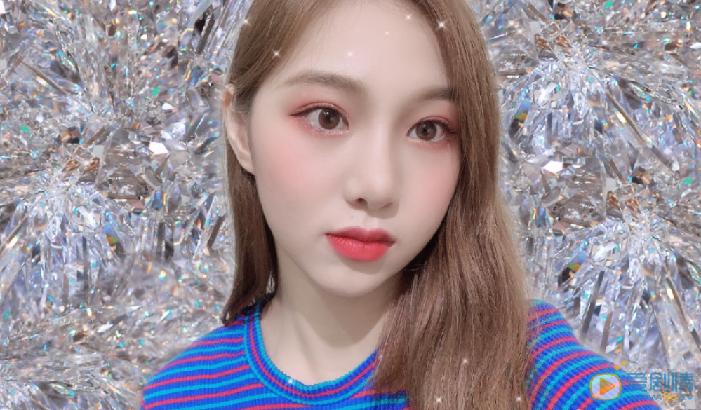 杨蕊菡自拍照 杨蕊菡高清写真_杨蕊菡高清剧照