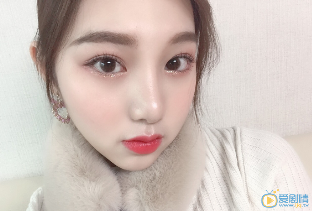 杨蕊菡自拍照 杨蕊菡高清写真_杨蕊菡高清剧照