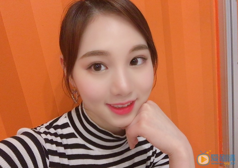 杨蕊菡自拍照 杨蕊菡高清写真_杨蕊菡高清剧照