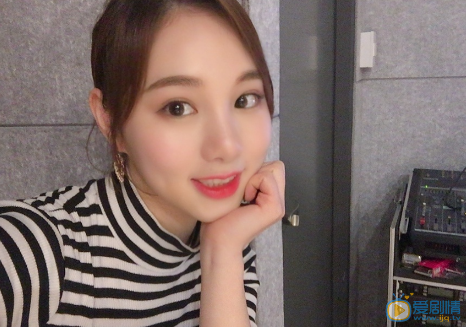 杨蕊菡自拍照 杨蕊菡高清写真_杨蕊菡高清剧照