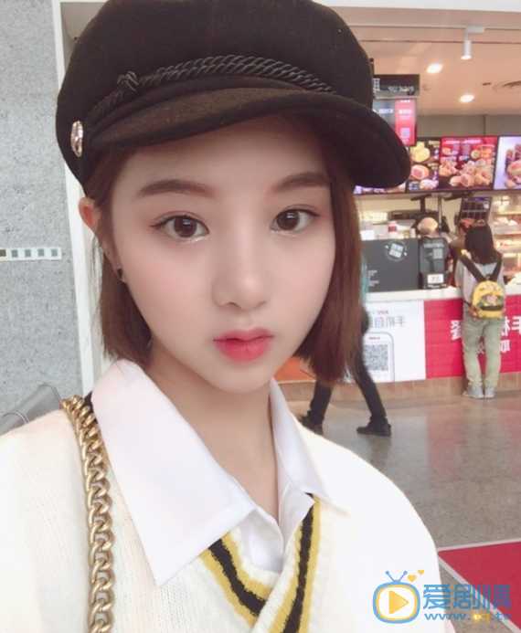杨蕊菡自拍照 杨蕊菡高清写真_杨蕊菡高清剧照