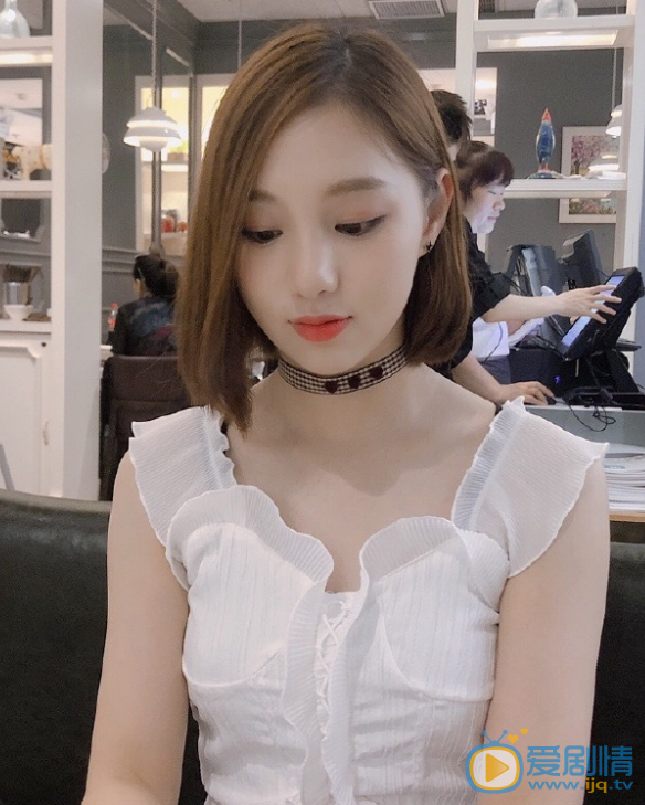 杨蕊菡商场图片 杨蕊菡高清写真_杨蕊菡高清剧照