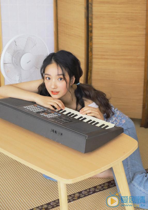 尹蕊高清甜美写真 尹蕊高清写真_尹蕊高清剧照
