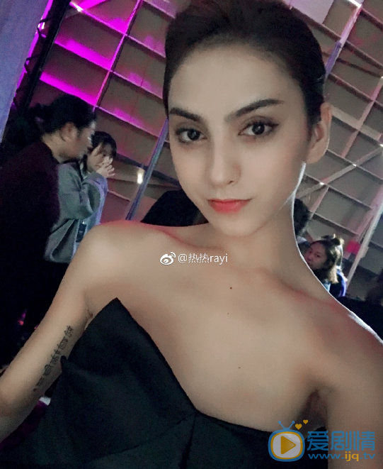 热依娜生活照 热依娜高清写真_热依娜高清剧照