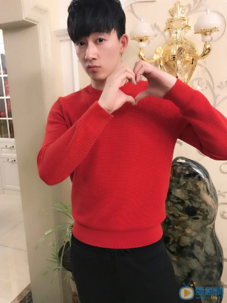 马东辰日常生活照图片 马东辰高清写真_马东辰高清剧照