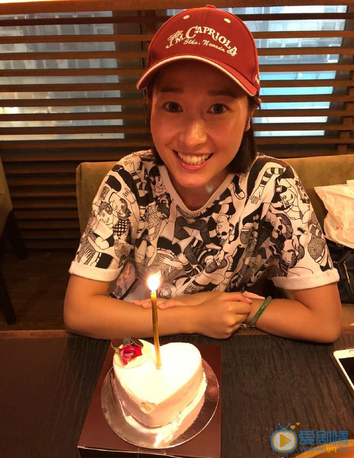 黃美棋庆生照图片集 黃美棋高清写真_黃美棋高清剧照