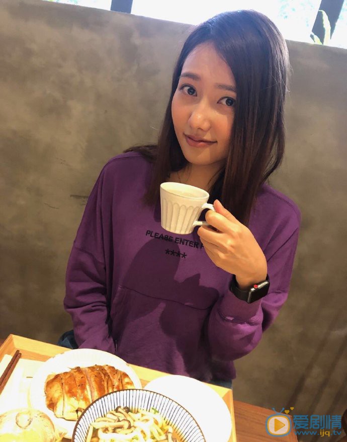 刘温馨日常生活照图片 刘温馨高清写真_刘温馨高清剧照