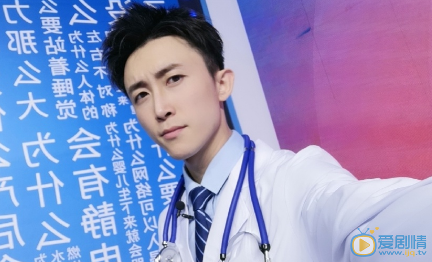 李栋生活照 李栋高清写真_李栋高清剧照