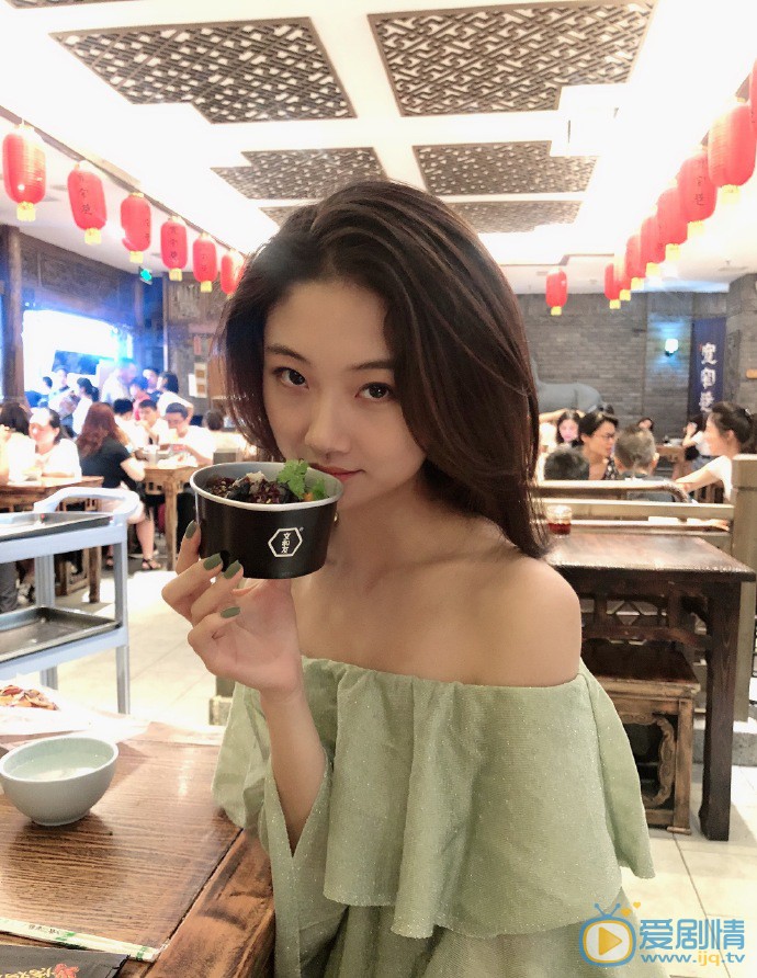 王姝允日常生活图片集 王姝允高清写真_王姝允高清剧照