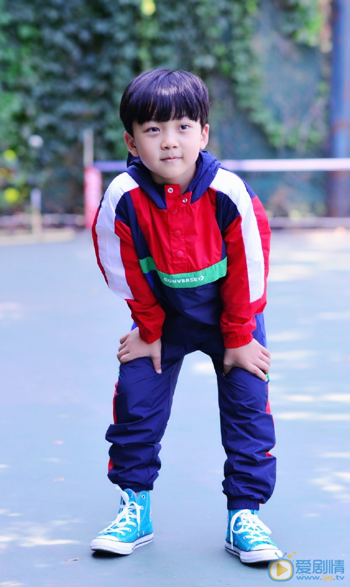 李庆誉日常生活照图片集 李庆誉高清写真_李庆誉高清剧照