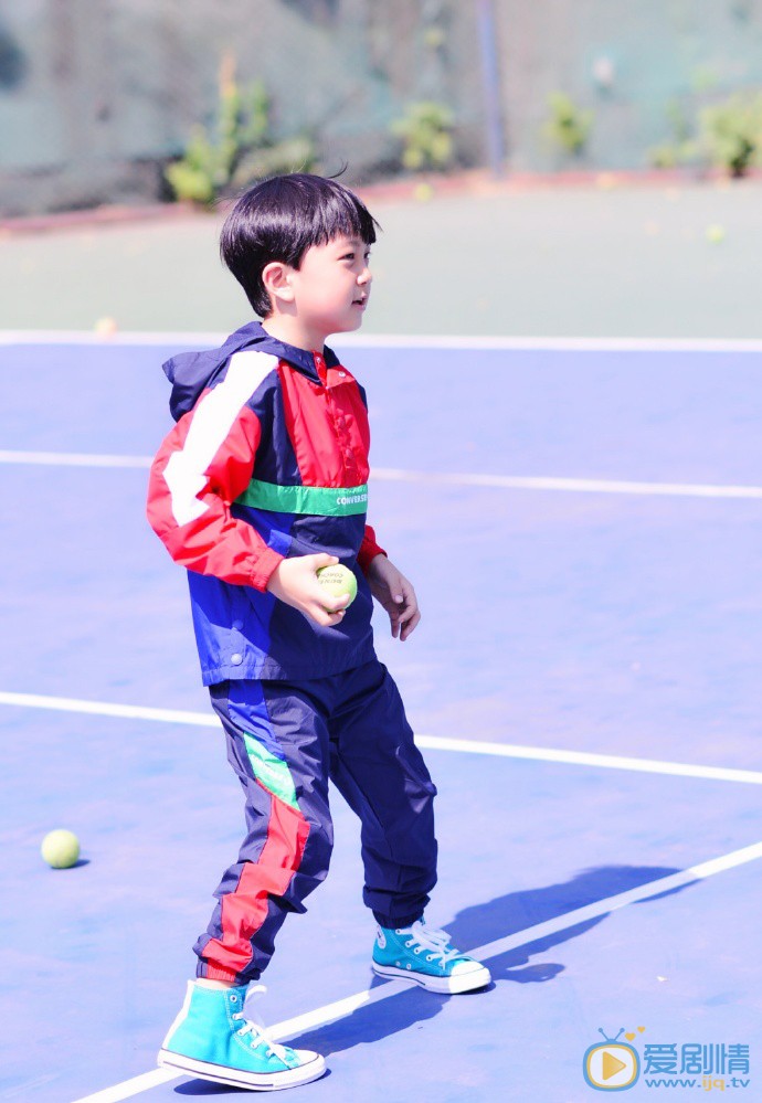 李庆誉日常生活照图片集 李庆誉高清写真_李庆誉高清剧照