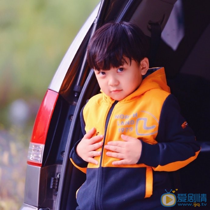 李庆誉日常生活照图片集 李庆誉高清写真_李庆誉高清剧照