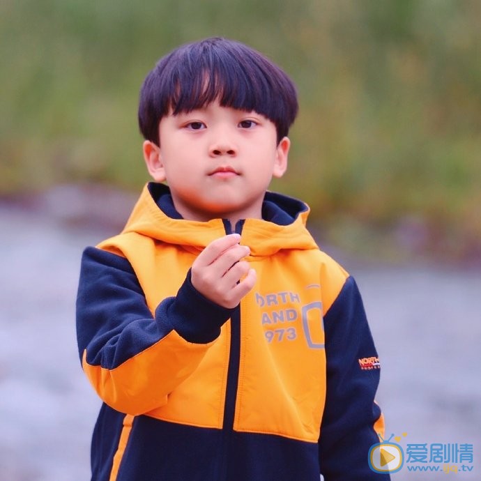 李庆誉日常生活照图片集 李庆誉高清写真_李庆誉高清剧照