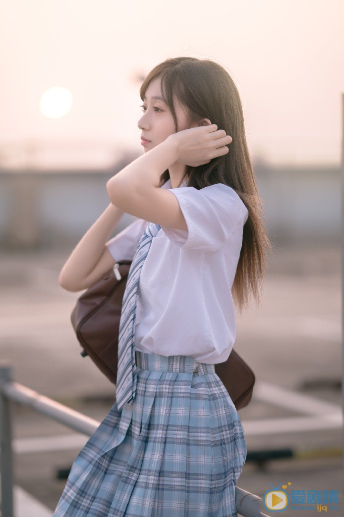 赵佳蕊唯美写着图片 赵佳蕊高清写真_赵佳蕊高清剧照