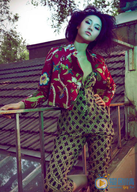 吴冬妮性感写真 吴冬妮高清写真_吴冬妮高清剧照
