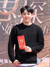 爱思小姐探案集小谭剧照 小谭爱思小姐探案集剧照