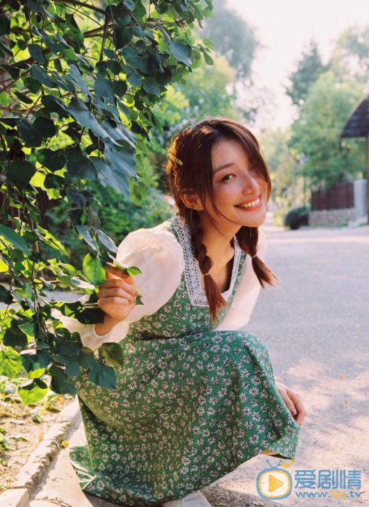 慈婉彤户外写真 慈婉彤高清写真_慈婉彤高清剧照