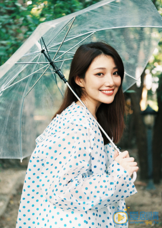 慈婉彤户外写真 慈婉彤高清写真_慈婉彤高清剧照
