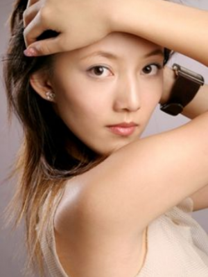 李爽