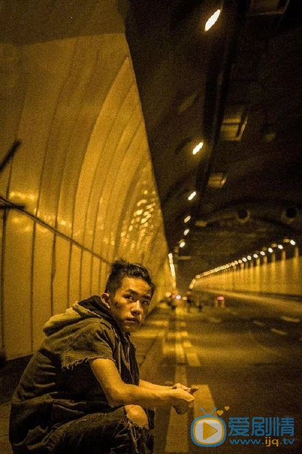 易烊千玺《少年的你》剧照 易烊千玺高清写真_易烊千玺高清剧照