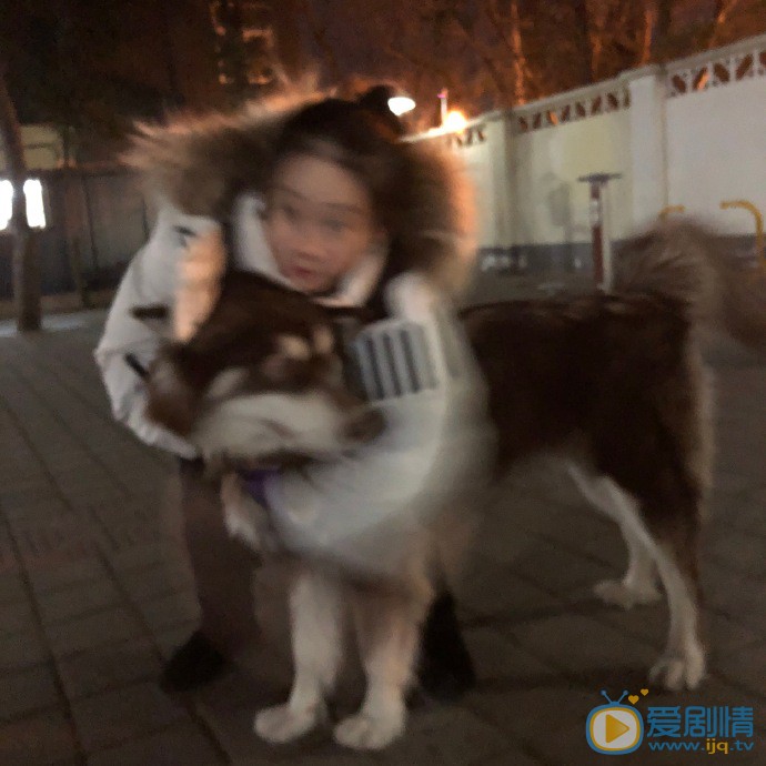张艺凡日常生活照图片 张艺凡高清写真_张艺凡高清剧照