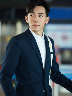 李镇泽