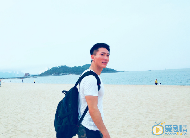 杨丰宇生活照 杨丰宇高清写真_杨丰宇高清剧照