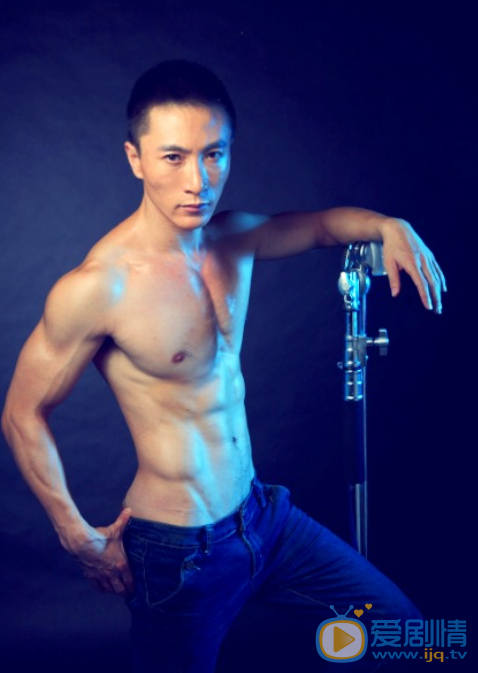杨丰宇帅气写真 杨丰宇高清写真_杨丰宇高清剧照