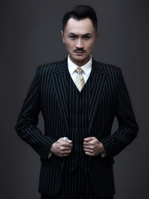 王小伟