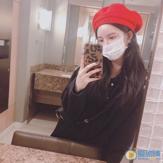 刘些宁日常生活照图片 刘些宁高清写真_刘些宁高清剧照
