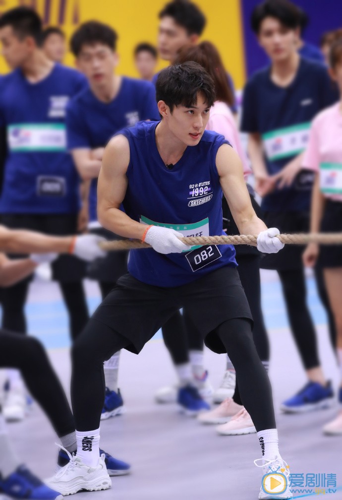 李明轩《超新星全运会第二季》图片 李明轩高清写真_李明轩高清剧照