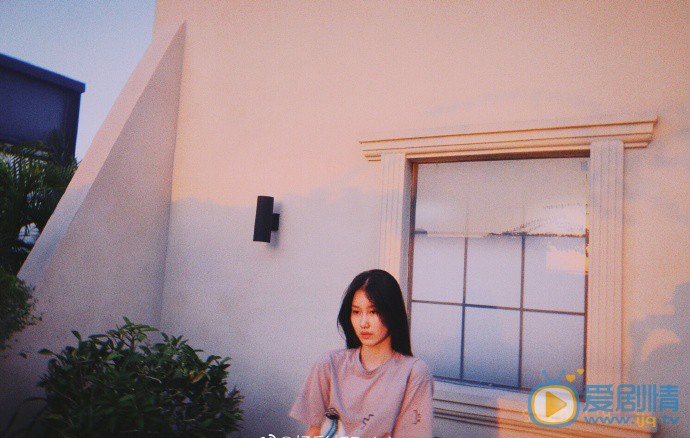杨彩虹日常生活照图片 杨彩虹高清写真_杨彩虹高清剧照