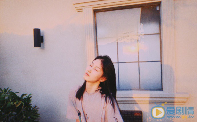 杨彩虹日常生活照图片 杨彩虹高清写真_杨彩虹高清剧照