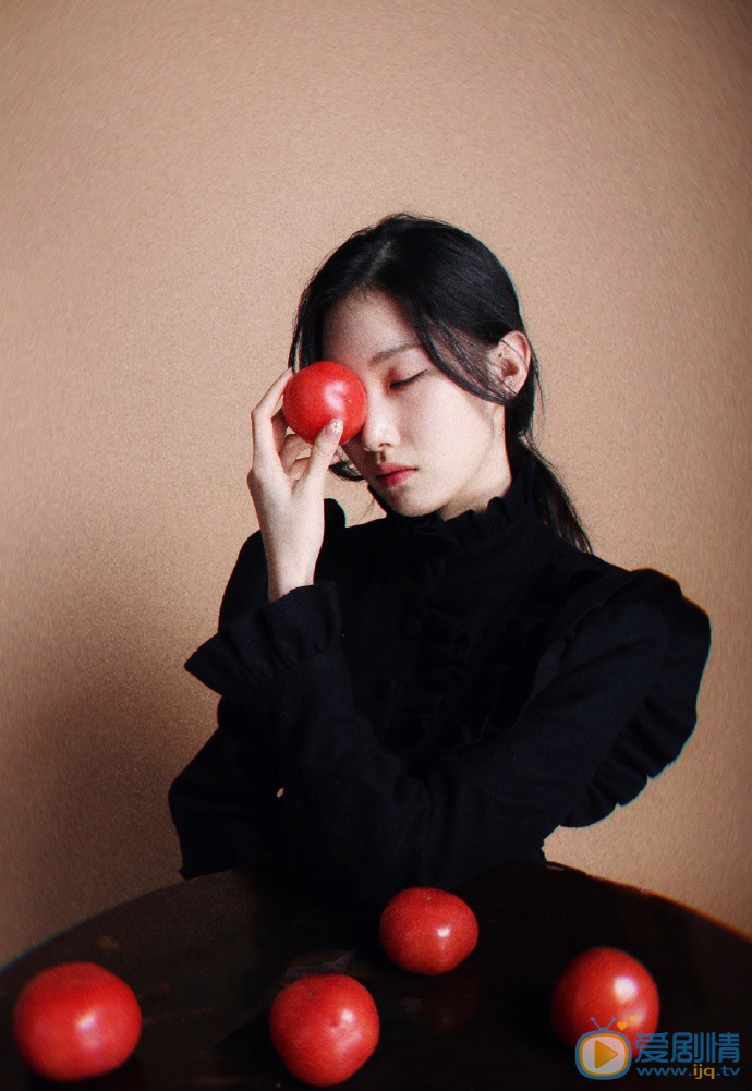 杨彩虹气质写真 杨彩虹高清写真_杨彩虹高清剧照