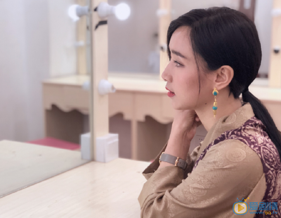 杨秀措写真 杨秀措高清写真_杨秀措高清剧照