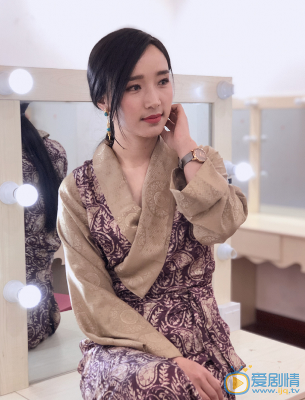 杨秀措写真 杨秀措高清写真_杨秀措高清剧照