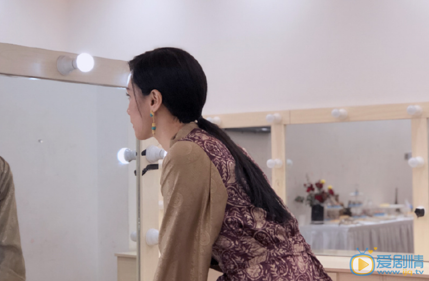 杨秀措写真 杨秀措高清写真_杨秀措高清剧照