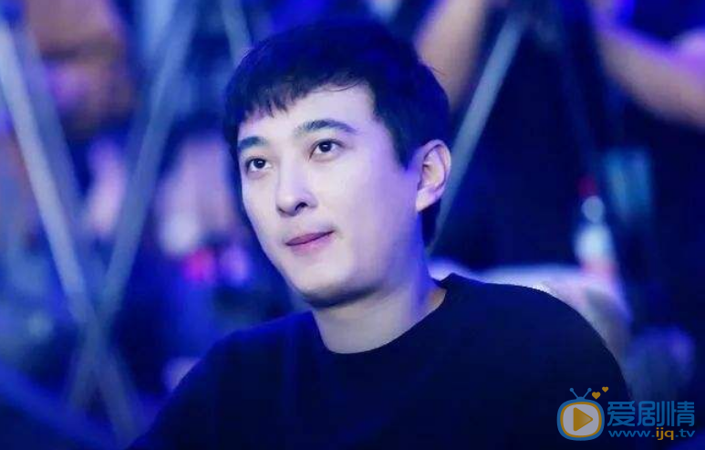 王思聪帅气写真 王思聪高清写真_王思聪高清剧照