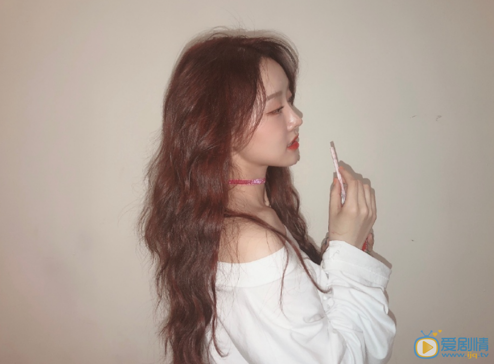 权笑迎性感生活照 权笑迎高清写真_权笑迎高清剧照