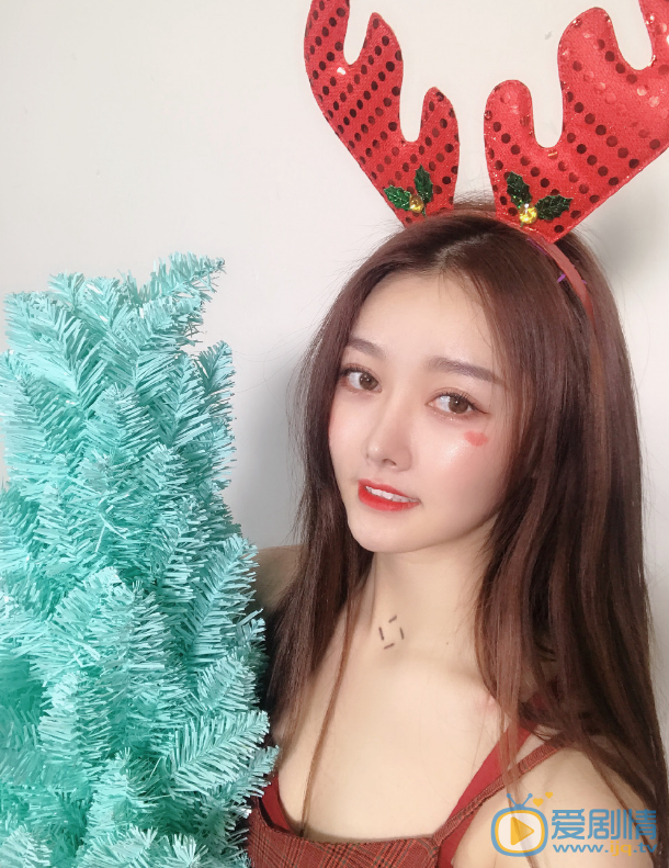 权笑迎圣诞节图片 权笑迎高清写真_权笑迎高清剧照