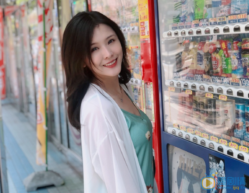 王蕾旅拍照 王蕾高清写真_王蕾高清剧照