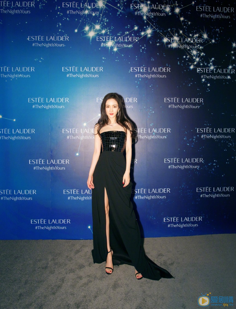 杨幂现场活动照图片集 杨幂高清写真_杨幂高清剧照