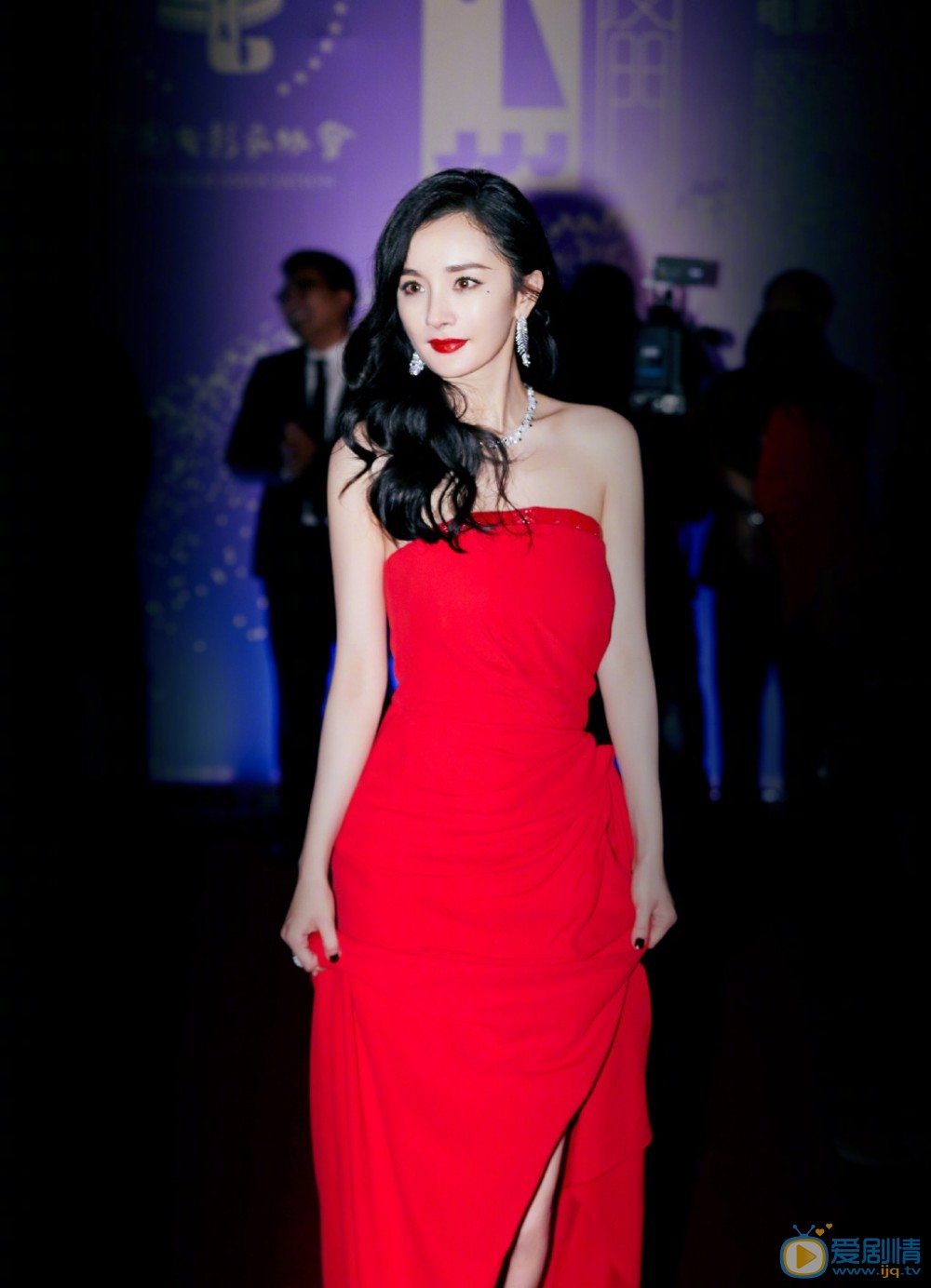 杨幂金鸡红毯照图片集 杨幂高清写真_杨幂高清剧照