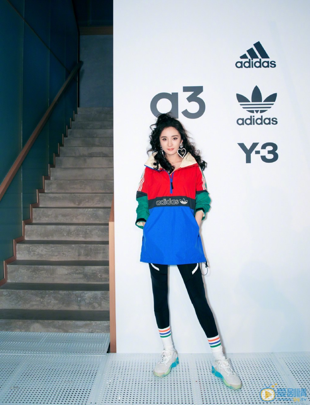 杨幂现场活动照图片集 杨幂高清写真_杨幂高清剧照