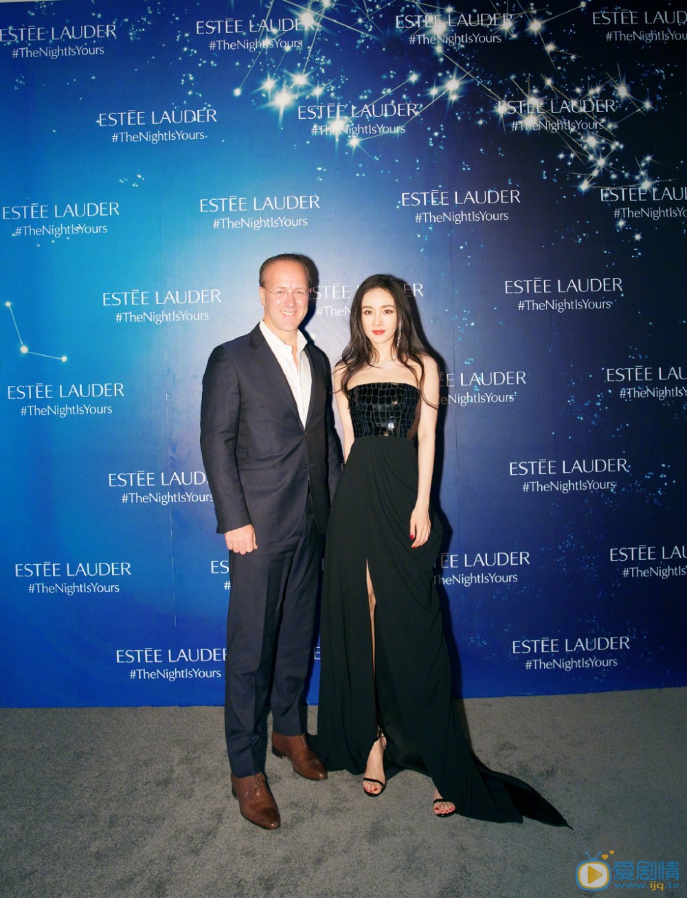 杨幂现场活动照图片集 杨幂高清写真_杨幂高清剧照