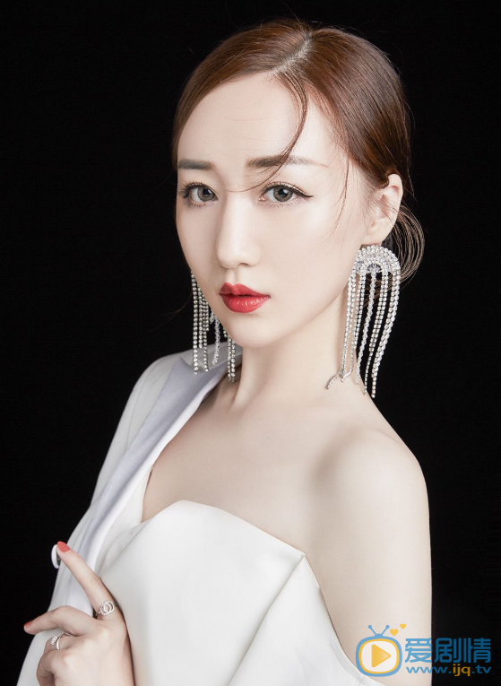 常芮气质写真 常芮高清写真_常芮高清剧照