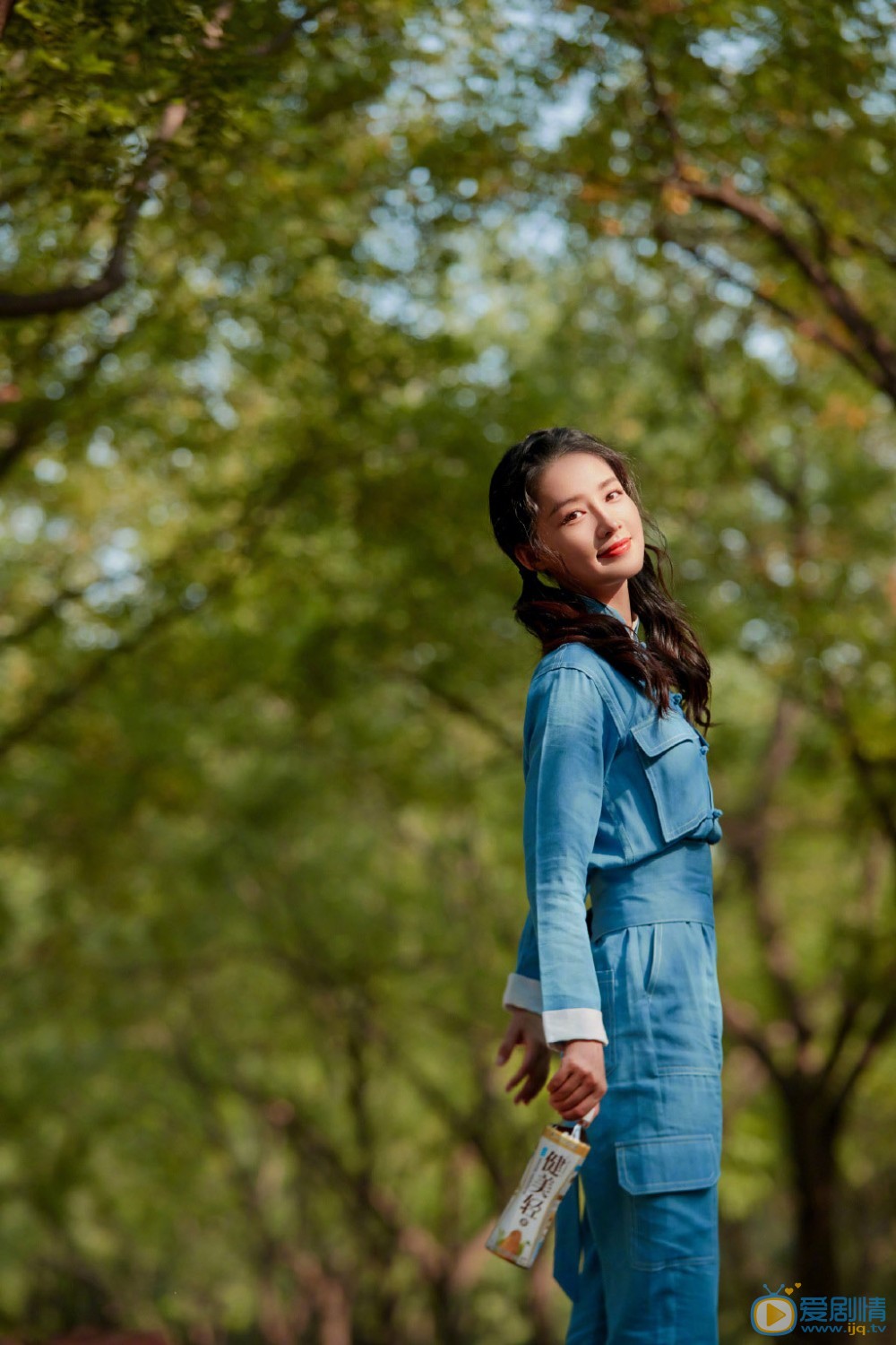 李沁甜美少女风写真 李沁高清写真_李沁高清剧照